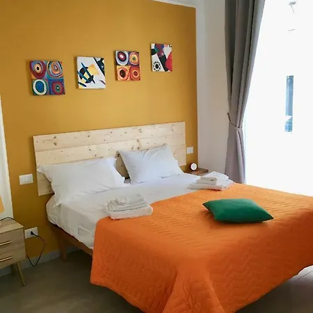 Quartieri Home Holiday * Nápoles